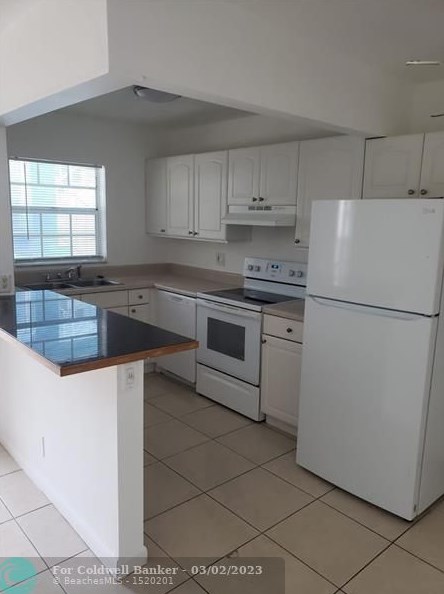 4951 Wedgewood Way #2, West Palm Beach, FL 33417