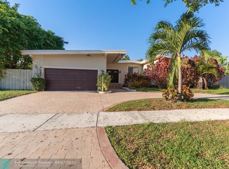 1825 Ne 198th Ter, Miami, FL 33179