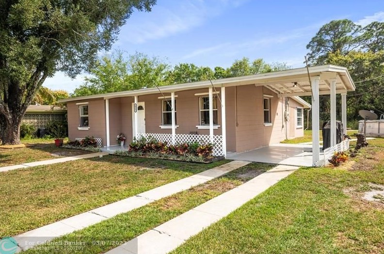 423 Sw 21st Rd, Vero Beach, FL 32962