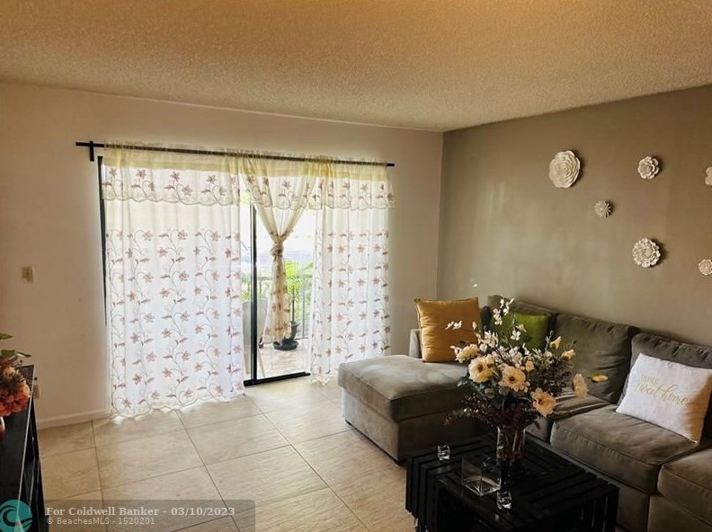 9785 Pineapple Tree Dr Apt 106, Boynton Beach, FL 33436