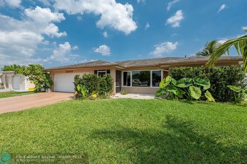 10565 Ermine Ave, Boca Raton, FL 33428-4166