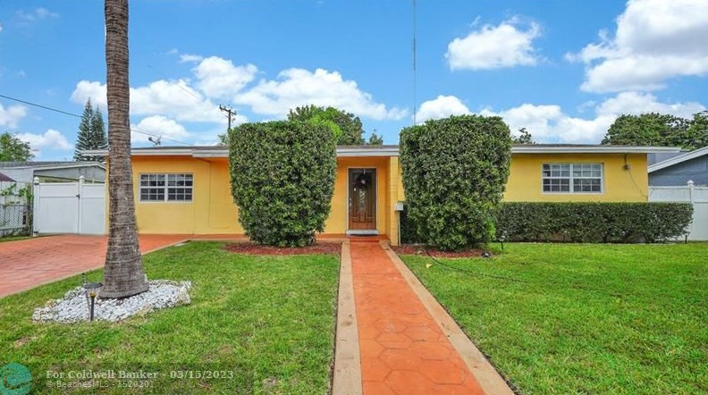 621 198th St, Miami, FL 33169-3262