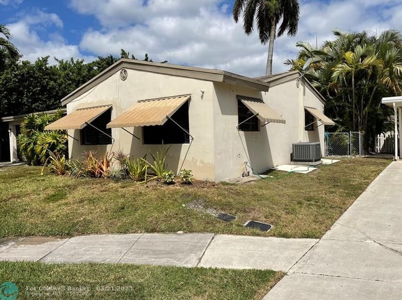 3035 Hayes St, Hollywood FL  33021-5553 exterior