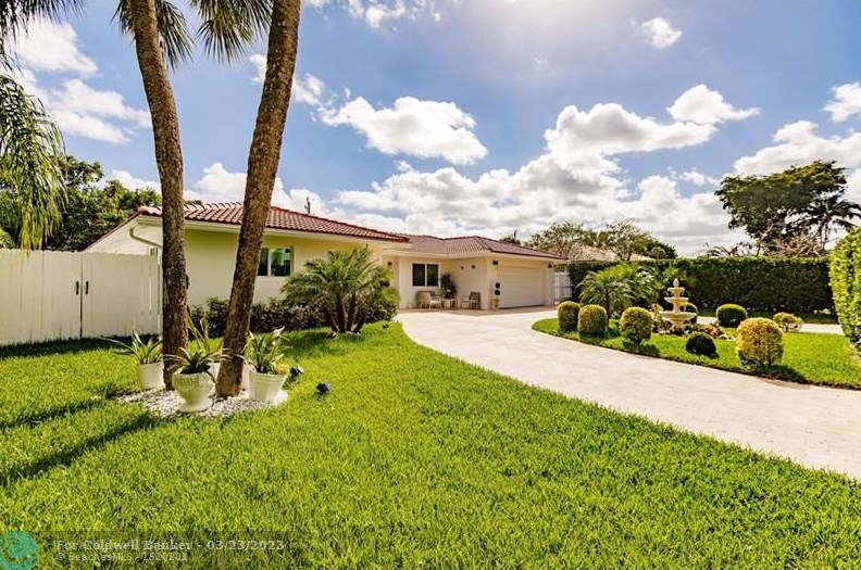 830 6th Dr, Boca Raton, FL 33486-3504