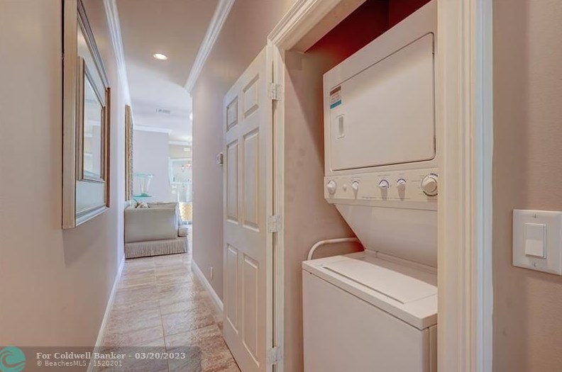 11538 Persimmon Blvd, West Palm Beach FL  33411-9021 exterior