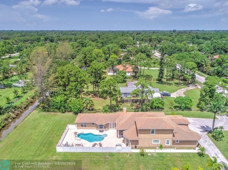 11538 Persimmon Blvd, West Palm Beach FL  33411-9021 exterior