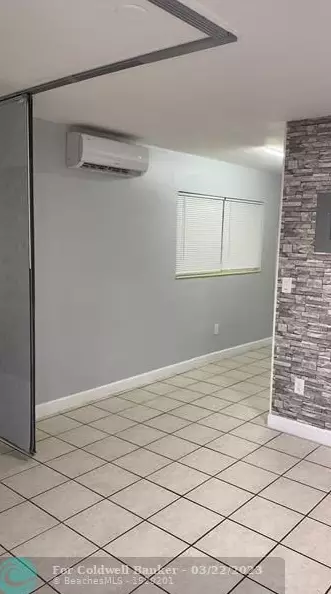 6226 Miramar Pkwy #2, Hollywood, FL 33023