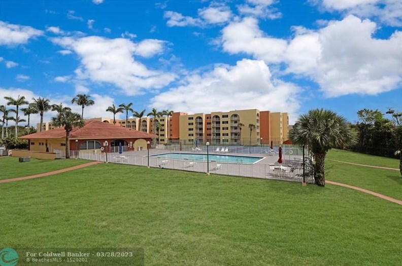 7000 Nw 186th St #227, Hialeah, FL 33015