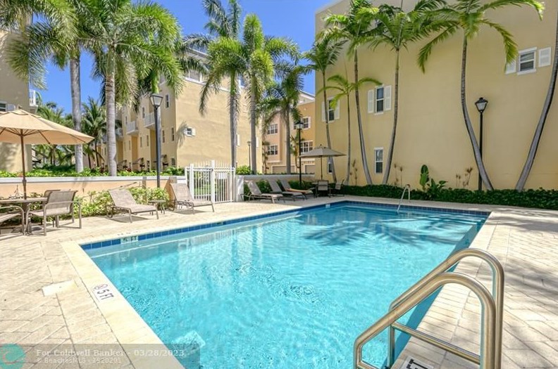 2329 Vintage Dr, Pompano Beach, FL 33064-6089