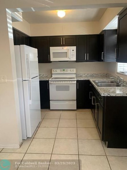 5400 Hollywood Blvd #3, Hollywood, FL 33021