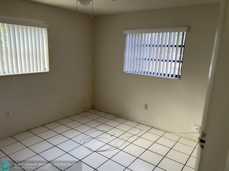 761 62nd Ave, Hollywood FL  33023-1334 exterior