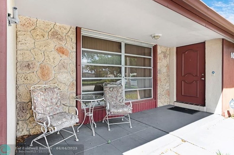 1020 Douglas Rd, Hollywood, FL 33024-4762