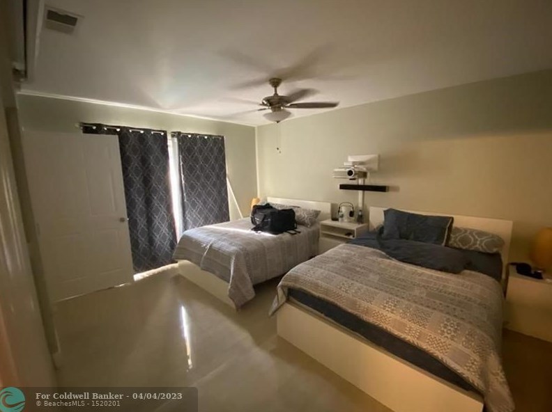 4757 Sunny Palm Cir Apt B, West Palm Beach, FL
