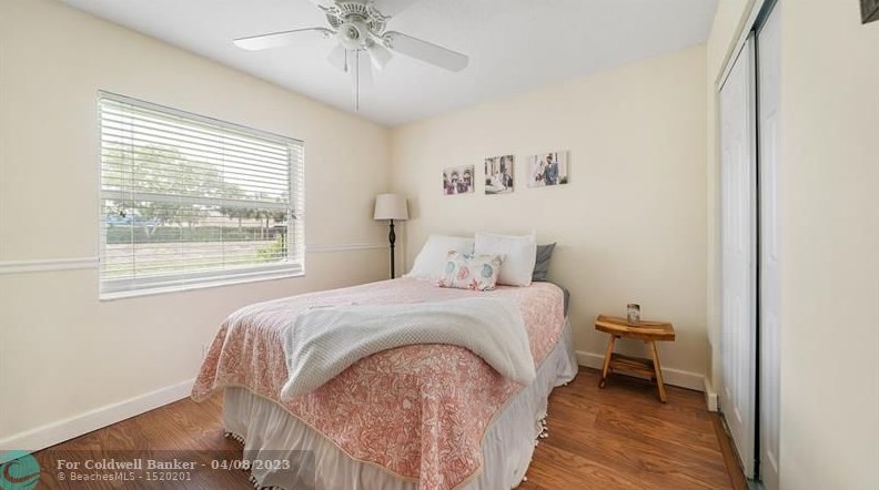 9648 Richmond Cir, Boca Raton FL  33434-2329 exterior