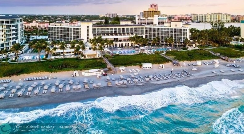 9648 Richmond Cir, Boca Raton FL  33434-2329 exterior