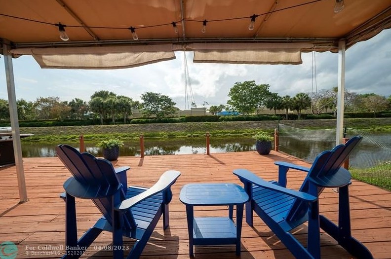 9648 Richmond Cir, Boca Raton FL  33434-2329 exterior