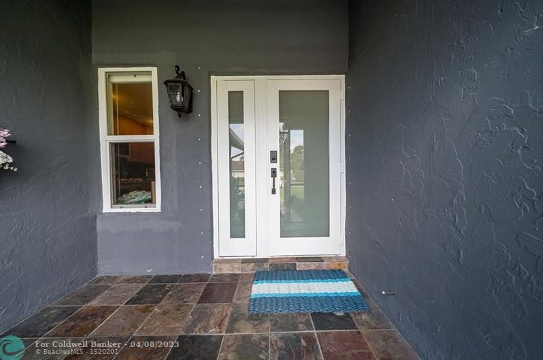 9648 Richmond Cir, Boca Raton FL  33434-2329 exterior