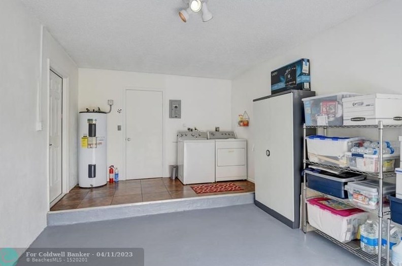 9339 Southampton Pl, Boca Raton FL  33434-2858 exterior