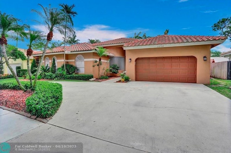 10750 Lisbon St, Hollywood, FL 33026-4568