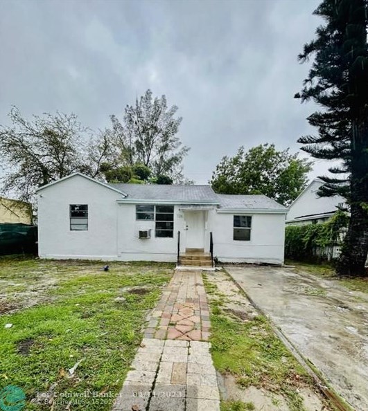 728 66th St, Miami FL  33150-4360 exterior