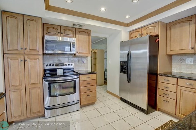 5722 Harrison St, Hollywood, FL 33023-1476