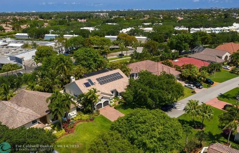 6148 Vista Linda Ln, Boca Raton FL  33433-8225 exterior