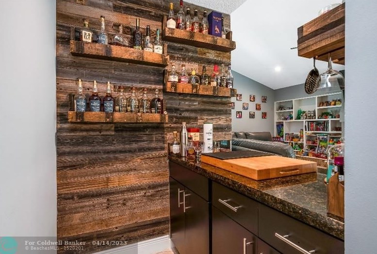 6148 Vista Linda Ln, Boca Raton FL  33433-8225 exterior