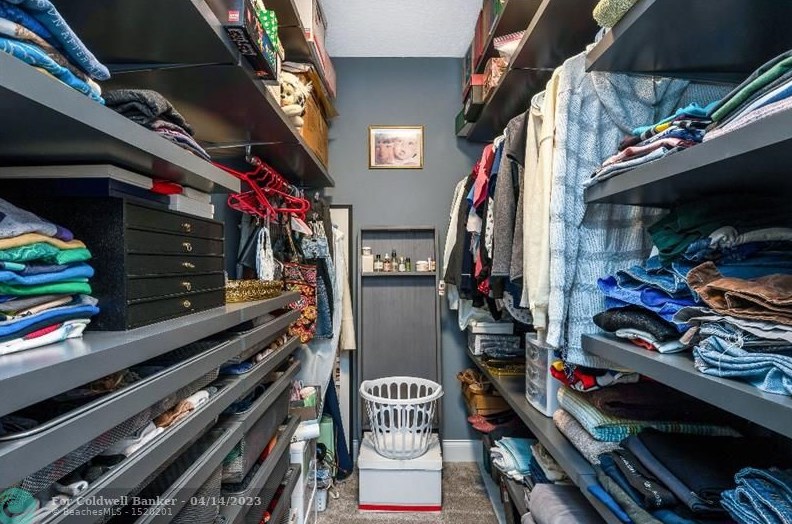 6148 Vista Linda Ln, Boca Raton FL  33433-8225 exterior