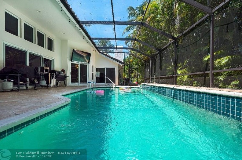 6148 Vista Linda Ln, Boca Raton FL  33433-8225 exterior