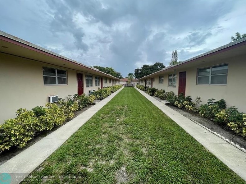 2734 Fillmore St #4e, Hollywood, FL