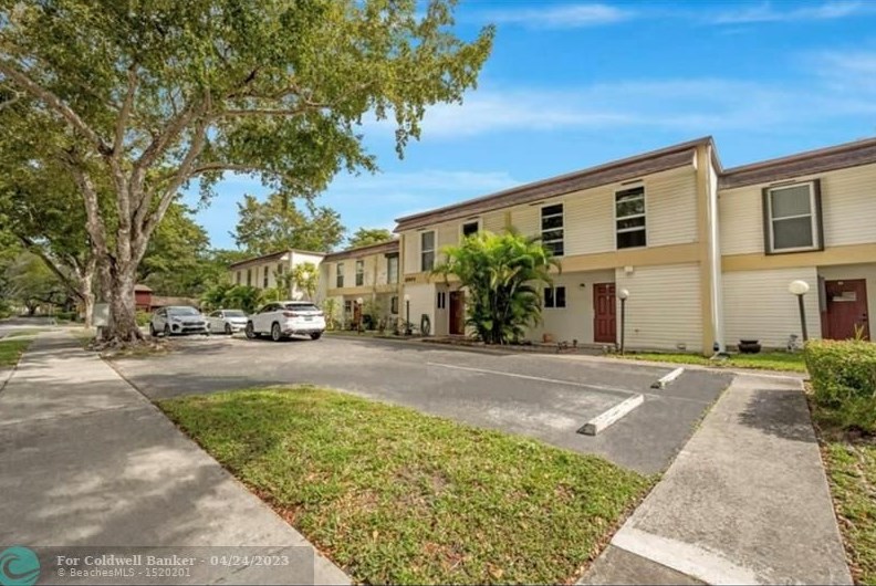 2801 N 34th Ave #16f, Hollywood, FL