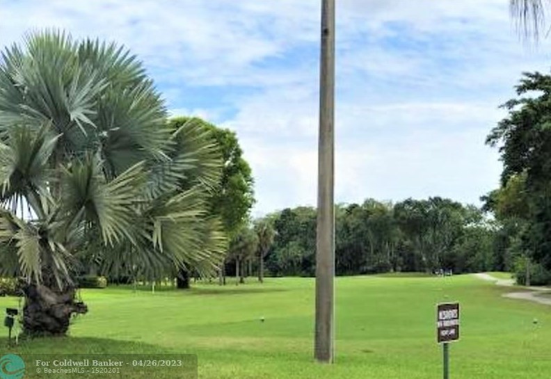 8536 Casa Del Lago, Boca Raton FL  33433-2108 exterior