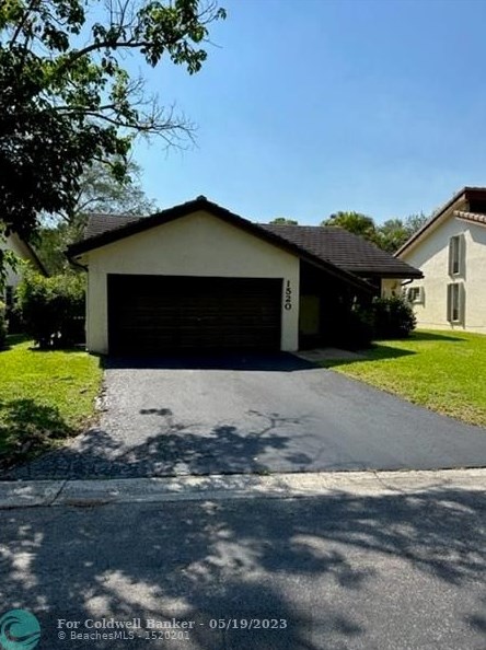 1520 Riverwood Ln, Pompano Beach, FL 33071-6005