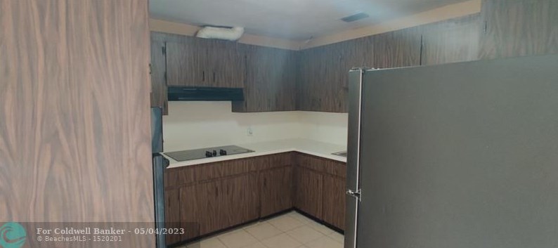 1605 Tropical Dr, Lake Worth FL  33460-5349 exterior