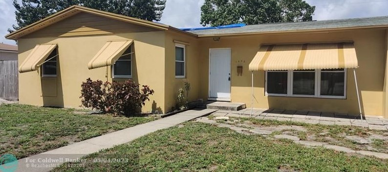 1605 Tropical Dr, Lake Worth, FL 33460