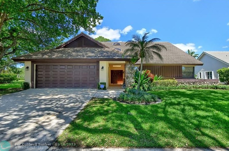3901 23rd Ct, Boca Raton, FL 33431-5447