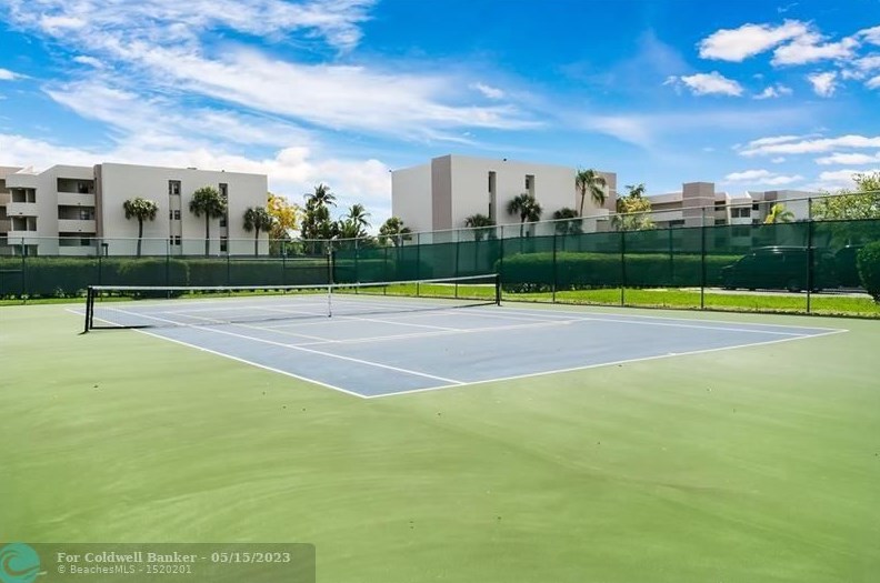 5701 Camino Del Sol, Boca Raton FL  33433-6563 exterior