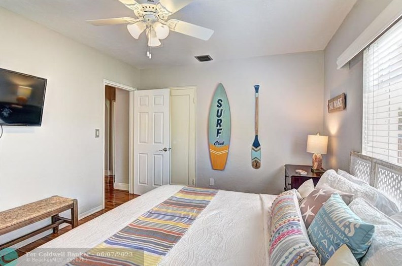 1516 Plunkett St, Hollywood FL 33020-5765 exterior