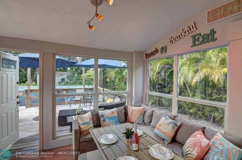 1516 Plunkett St, Hollywood FL 33020-5765 exterior