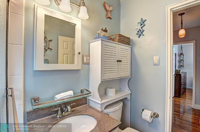 1516 Plunkett St, Hollywood FL 33020-5765 exterior