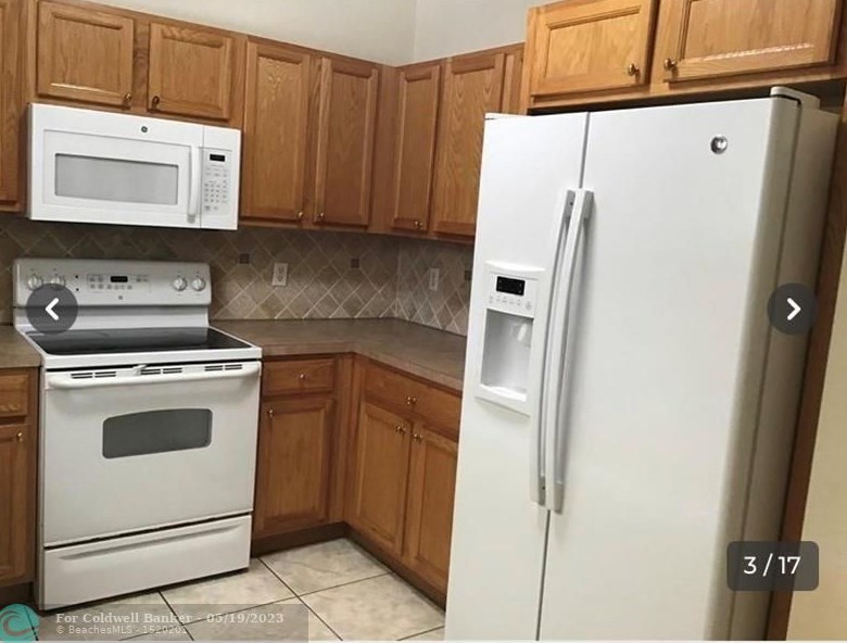 4801 N Wickham Cir, Delray Beach, FL 33445