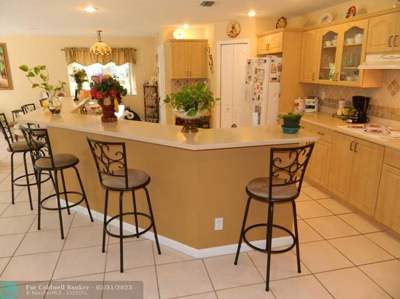 19301 Nw 10th St, Hollywood, FL 33029