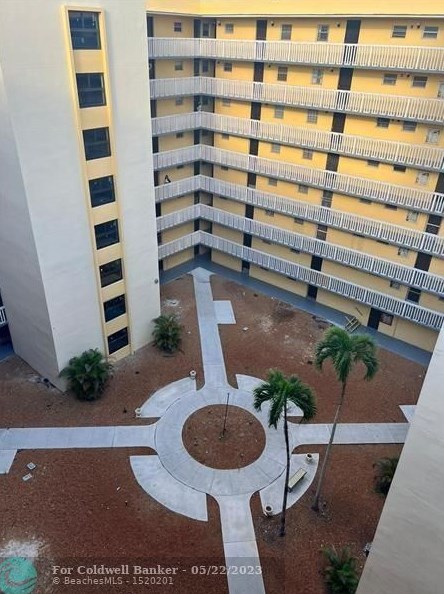 15600 Nw 7th Ave #718, Miami, FL 33169