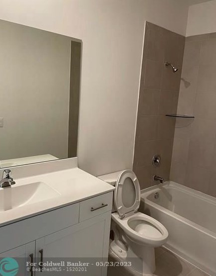 21459 Ne 2nd Pl, Miami, FL 33179