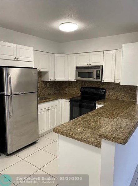 1120 102nd St #12, Miami, FL 33154