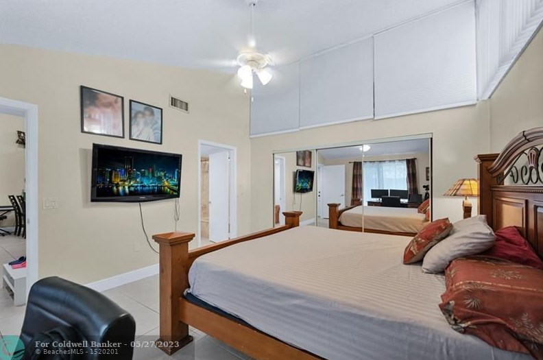 9986 Boca Gardens Trl, Boca Raton FL exterior