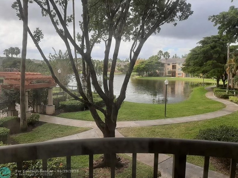 4195 N Haverhill Rd #308, West Palm Beach, FL 33417