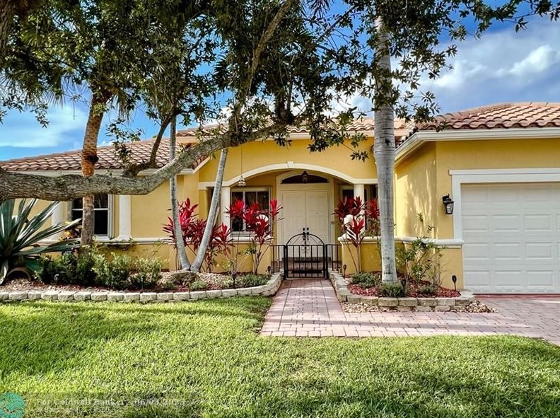 18581 7th St, Hollywood, FL 33029-6002