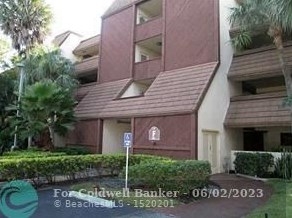 481 Ives Dairy Rd #303-4, Miami, FL