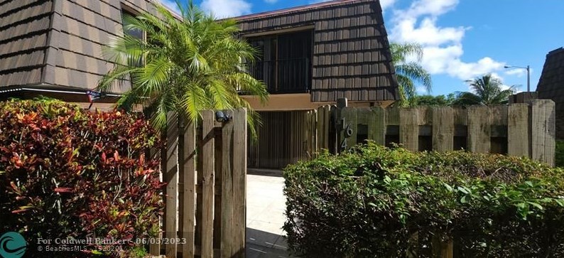1640 Forest Lakes Cir #d, West Palm Beach, FL